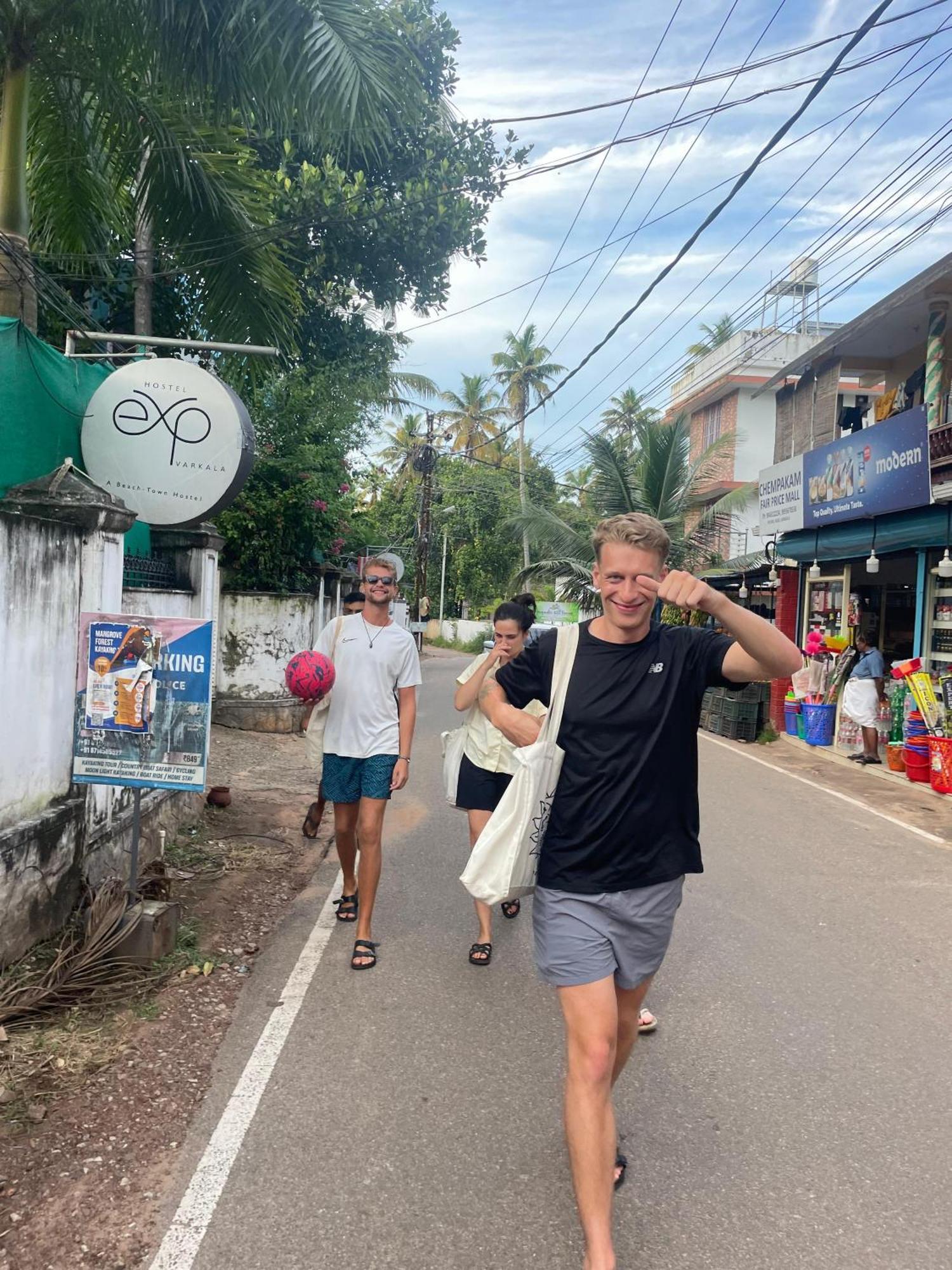 Hostelexp, Varkala - A Beach Town Hostel Luaran gambar
